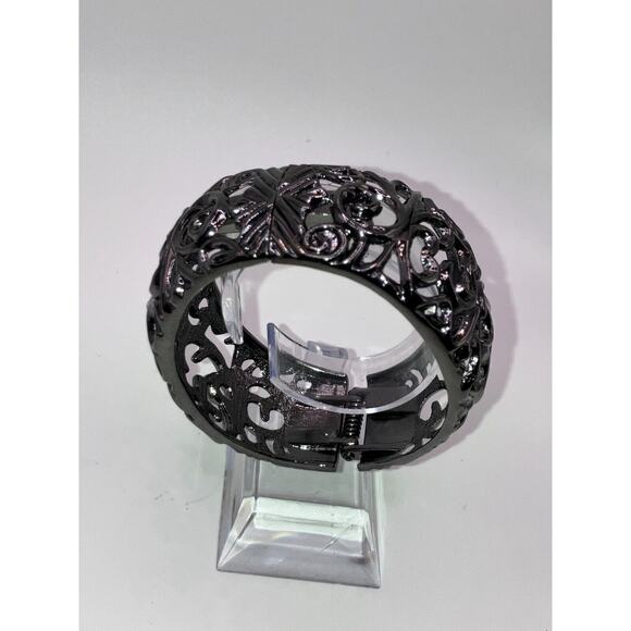 Gunmetal Floral Vine Openwork Clamper Hinged Classic Garden Party 2.75" Bracelet - Picture 4 of 8